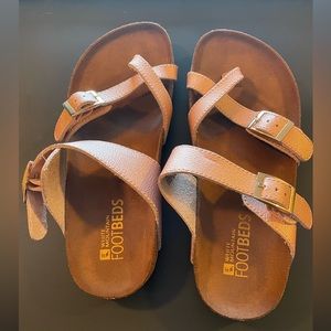 White Mountain Footbeds sandals